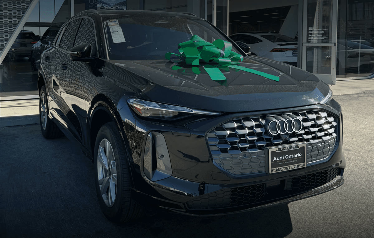 Audi with a green bow