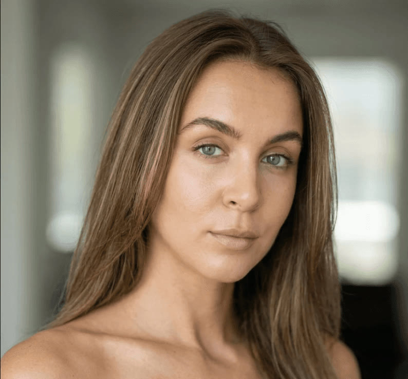 Viktoria M