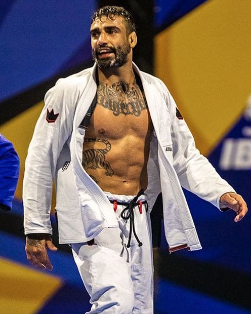 Leandro Lo
